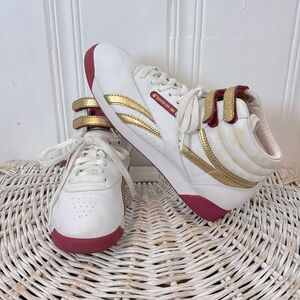 REEBOK classic pink and gold freestyle leather women trainers